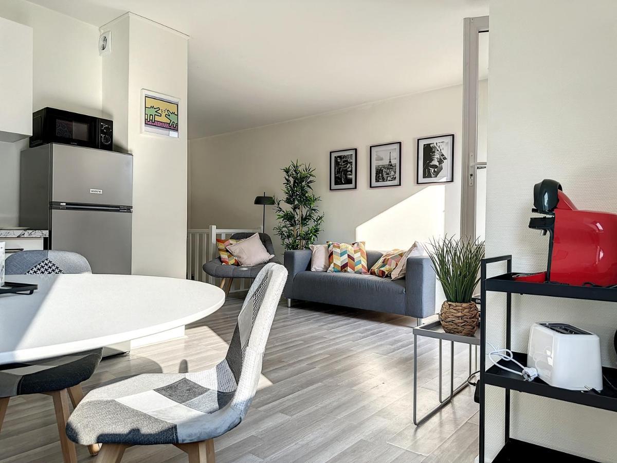 Charmant Appartement Avec Terrasse Parking Ispagnac Eksteriør bilde